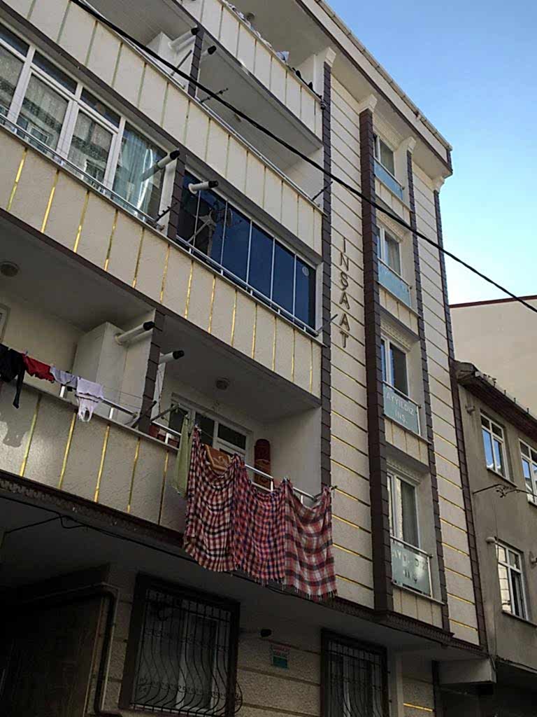 5983410.jpg